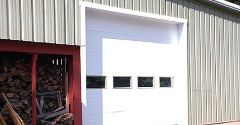 Large storage ideal for restoration and classic car storage